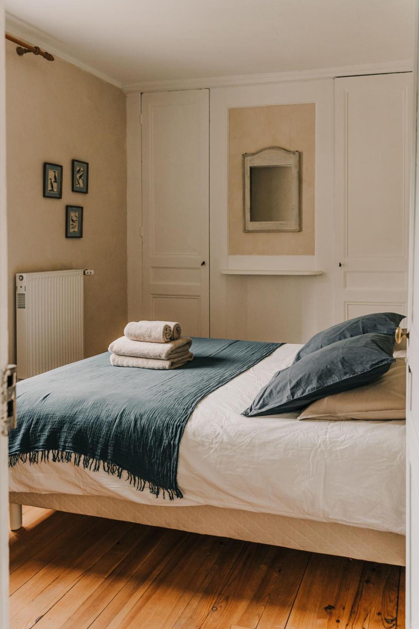 Maison D'Hotes Et Gite De Charme Avec Piscine, La Lhuiseraie Zimmer foto